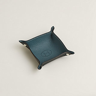 H Evelyneのクレマンスタウリロンレザーのミニチェンジトレイ Mises et Relances H Evelyne mini change tray | Hermès USA